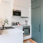 Newly Renovated Loft Bastille