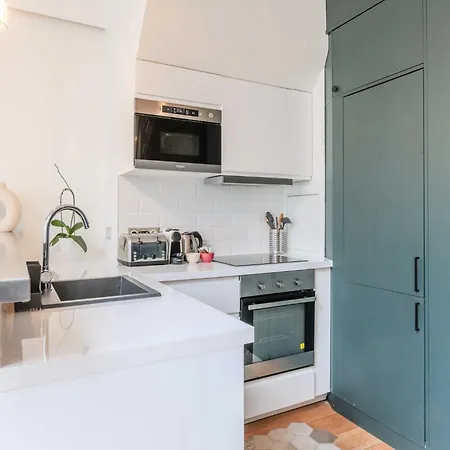 Newly Renovated Loft Bastille